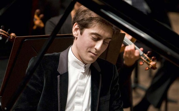 Inaugurazione di Stagione – Pianista  YEVGENY SUDBIN